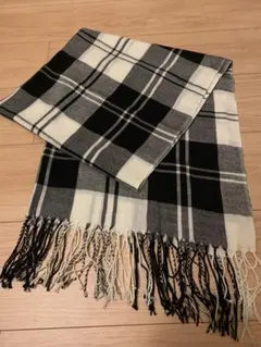 コムサイズム　黒白チェック大判ストール