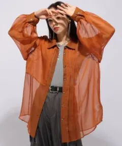 HARE シアープリーツシャツ　オレンジのサムネイル