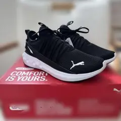 【新品未使用品】PUMA SOFTRIDE スニーカー ブラックのサムネイル