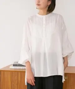 【新品未使用】サニーレーベル コットンタックドレスシャツ オフホワイト フリー