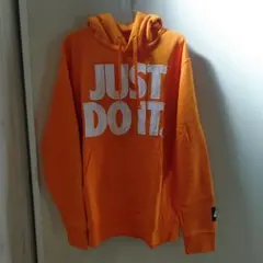 Nike JUST DO IT. オレンジパーカー