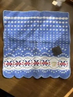 ANNASU 花柄ドットハンカチ