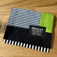 4990【2点100円、3点200円引き】シンプル移動ポケット