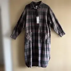 新品未使用　ゴールデンベア　グレー地チェック柄シャツワンピース