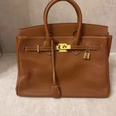 hallali ハンドバッグ レザー しぼ革 ゴールド金具 自立 南京錠 - メルカリ