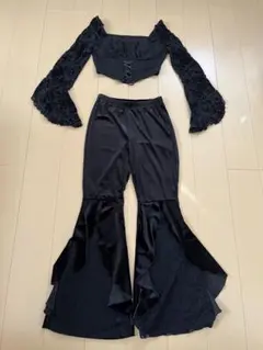 SHEIN 黒のフレアスリーブセットアップ