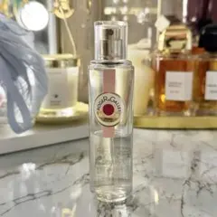 バラ可】Roger&Gallet ロジェガレ コロン テ ファンタジー - メルカリ
