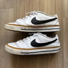 Nike ホワイト スニーカー　28.5cm 箱無し