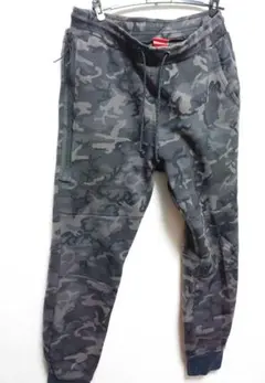NIKEテックフリースセットアップ美品上下ジョガーパンツ希少迷彩 NIKEテックフリースセットアップ美品上下ジョガーパンツ希少迷彩