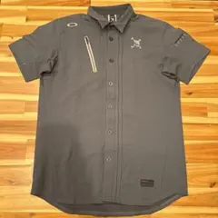 新品　Oakley ダークグレー シャツ　Mサイズ