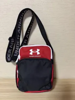 UNDER ARMOUR ミニショルダーバッグのサムネイル