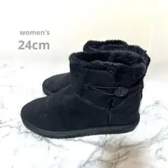 美品ブラック黒ムートンブーツ ボタン付き24cmボアファーショートブーツ
