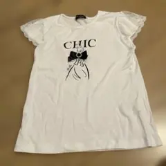 BeBeのTシャツ