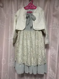 Item thumbnail for item f857ca08-fd3c-4fbc-b19d-b4ad958a0ec4