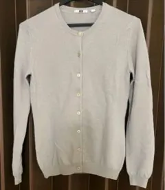 UNIQLOユニクロ　カシミヤ100% カーディガンのサムネイル