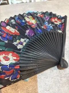 美品グレースコンチネンタル黒花柄扇子