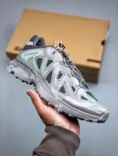 Salomon XT-WHISPERVoid スニーカー 27cm