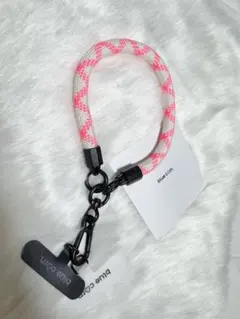 ハンドストラップ　スマホストラップ　蛍光ピンク