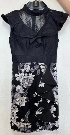 jewels フリル付き黒ナイトドレス