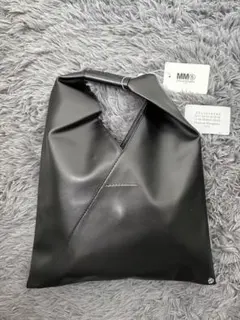 MM6ブラックレザー手提げバッグ