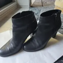 Cole Haan ブラックアンクルブーツ 7½ B