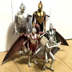 【タグ付新品】ムビモン&メガモン 6体 ウルトラマンセット