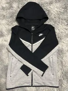 NIKE テックフリース パーカー ブラック グレー　M