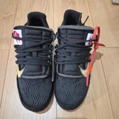 ナイキ　 オフホワイト　プレスト THE10 サイズ25cm