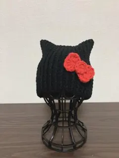 猫耳ニット帽 黒 赤いリボン付き