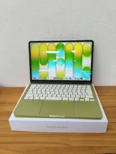13インチMacBook Neo 8GB/512GB　シトラス