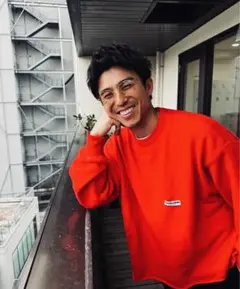 中尾明慶着用モデル　CAHLUMN トレーナー 長袖 長谷川昭雄