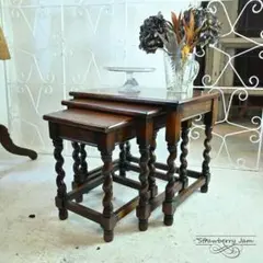 英国アンティーク木製ネストテーブル4台set/収納式机/飾り棚(84-237) 英国アンティーク木製ネストテーブル4台set/収納式机/飾り棚(84-237)