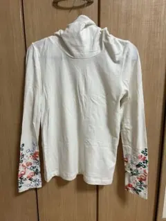 フラワープリント ハイネック長袖カットソー