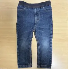 Item thumbnail for item 23c2f3be-2ba5-45c3-b3b9-f5e6f040b2aa