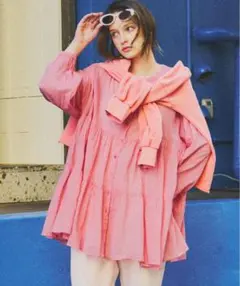 coca 新品未使用　シアーティアードブラウス　M