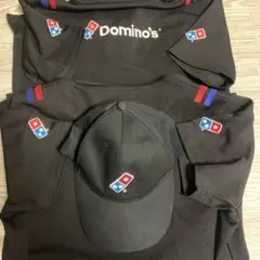 【新品未使用品】ドミノピザ　ポロシャツ2枚(M,L)＋キャップ