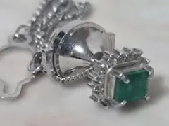 ​【米国製】タイタックピン 緑石 エメラルド風 USA刻印 ヴィンテージ スーツ