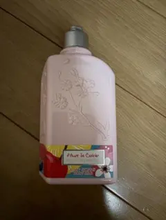 L'OCCITANE Fleurs de Cerisier ボディミルクのサムネイル