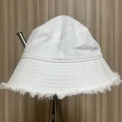 ホワイト フリンジエッジ バケットハットのサムネイル