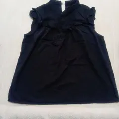 黒のレース装飾ノースリーブチュニック