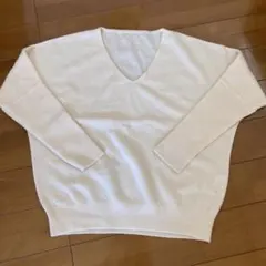 GALLARDAGALANTEアイボリー Vネック 長袖ニット　カシミア