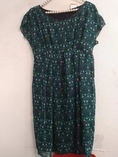 未使用品！アンタイトル 花柄 送料無料！ フレンチスリーブ シフォンワンピース