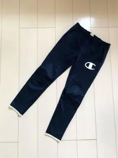 Champion ネイビー ロゴ入りパンツ 150