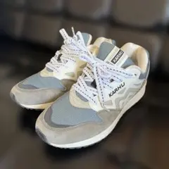 ★値下げ★KARHU カルフ LEGACY 96 スニーカー　US7サイズのサムネイル