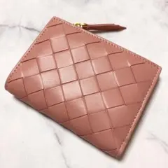 【新品未使用】高級本革　羊革　二つ折り小型財布　イントレチャート　コーラルピンク