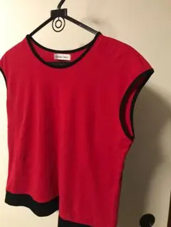 赤　タンクトップ　未使用