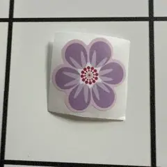 紫色の花のシール
