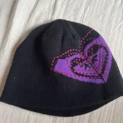 ROXY kidsハート刺繍の黒ニット帽
