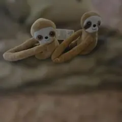 ダイソー アニマルカーテンタッセル ナマケモノ ぬいぐるみ二つセットタグ付き