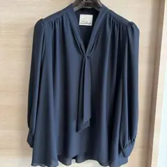 ☆美品☆2025/Aquascutum☆ドレープ長袖ブラウス ☆10(L)☆紺 - メルカリ